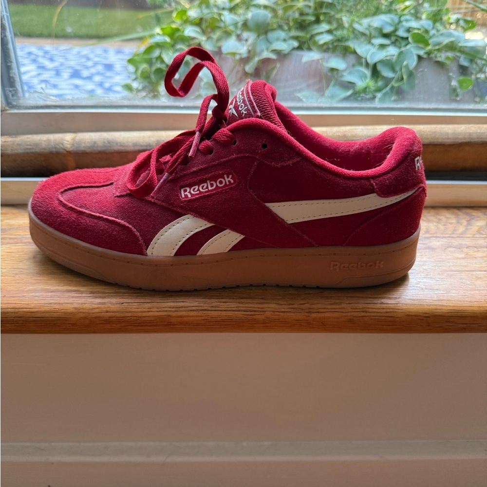 Reebok Women’s Sneakers in Red